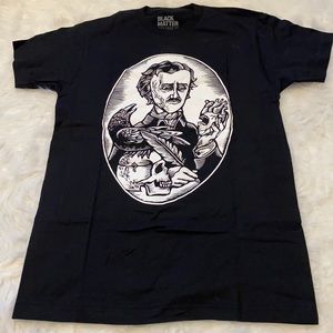 Hot topic graphic T-shirt